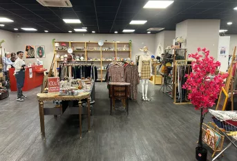 Photo les belles feuilles boutique