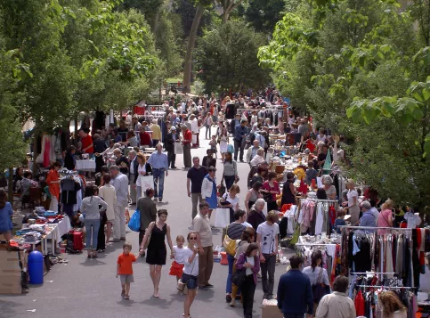 Photo vide greniers d'auteuil