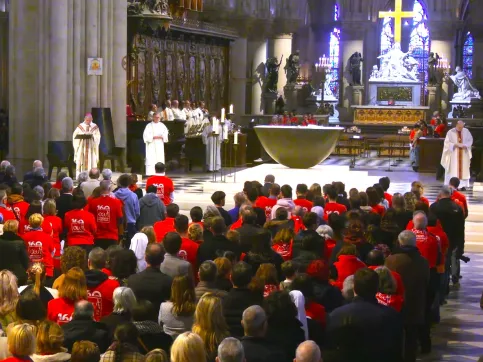 messe notre dame de paris 160 ans